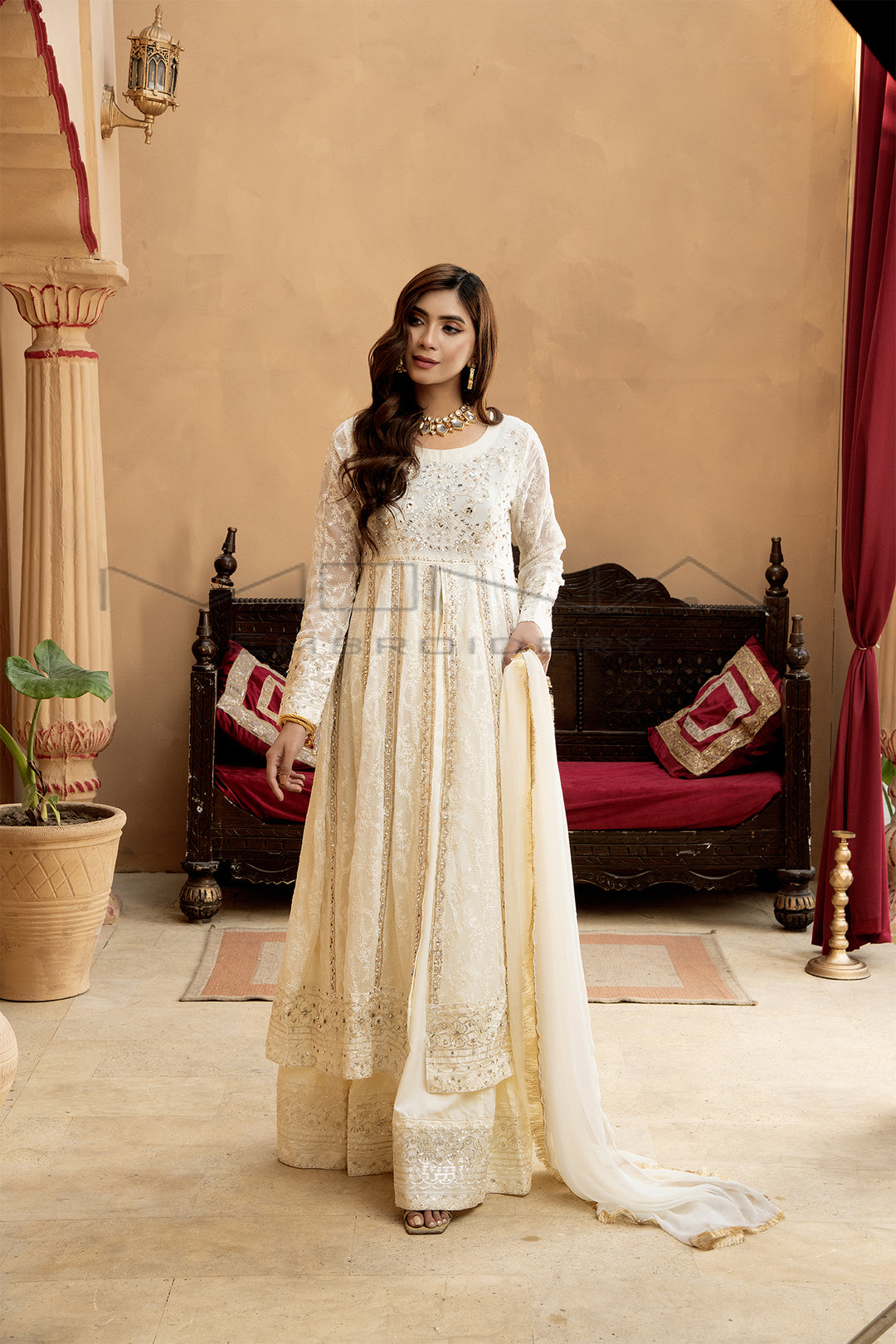 SERENE-OFF-WHITE Mona Embroidery SERENE-OFF-WHITE Mona Embroidery