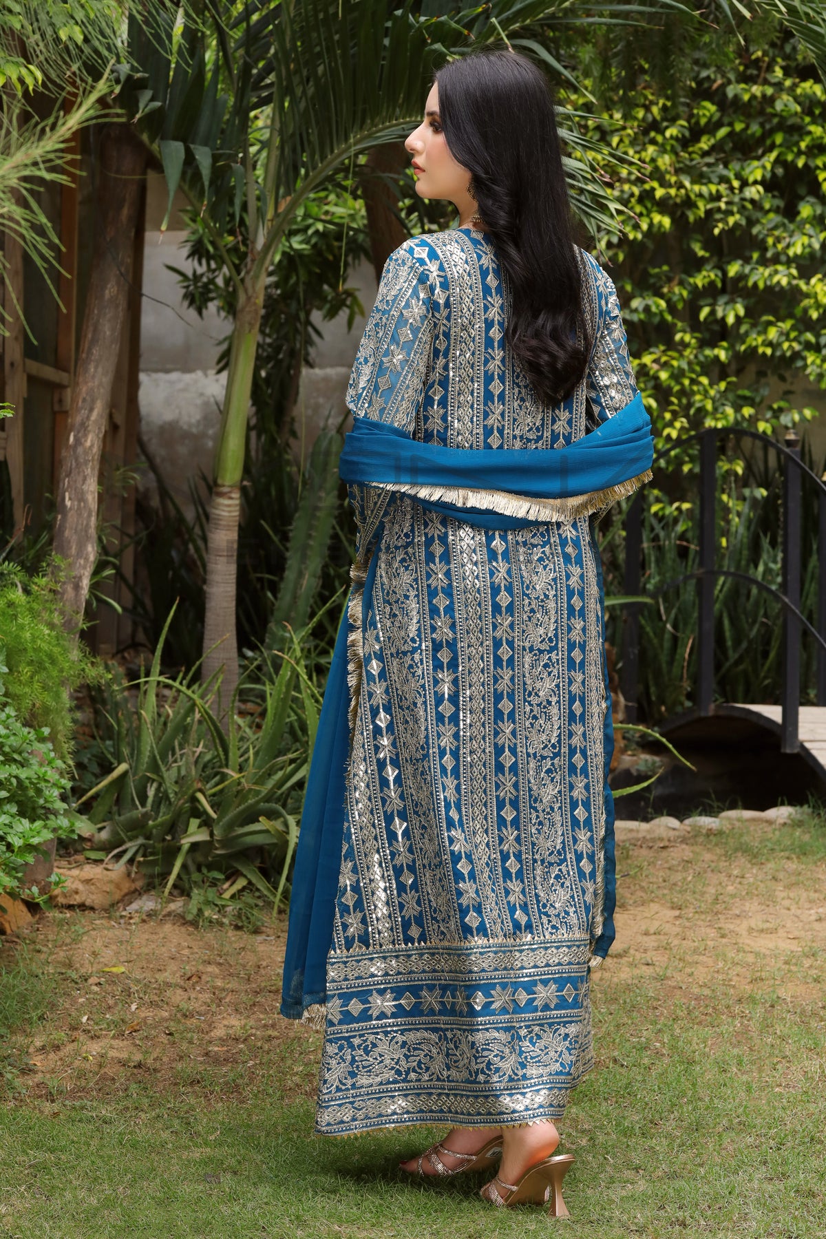 Devine Blue DIVINE- ZINC BLUE