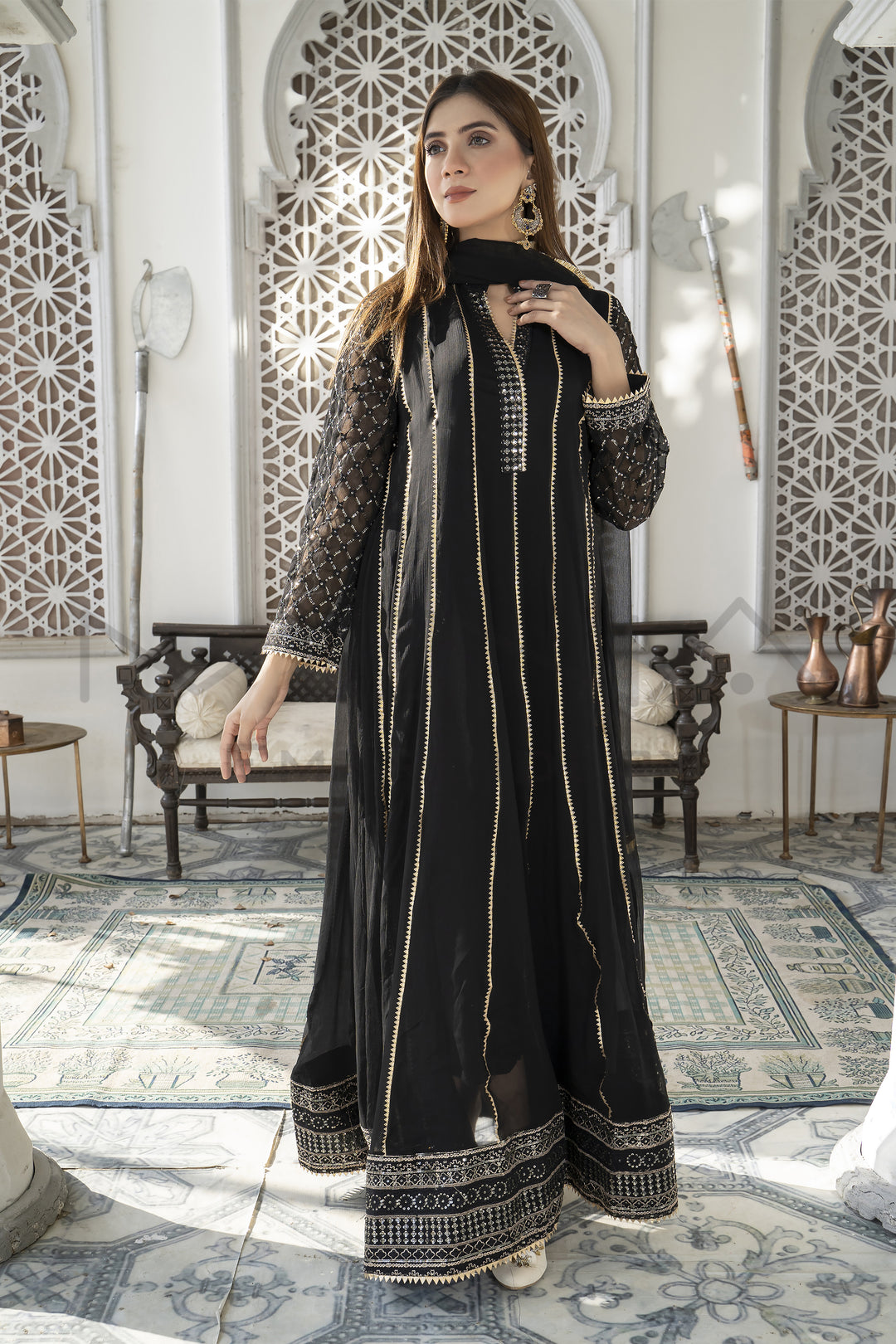 EMBELLISH AZURE- BLACK Mona Embroidery EMBELLISH AZURE- BLACK Mona Embroidery